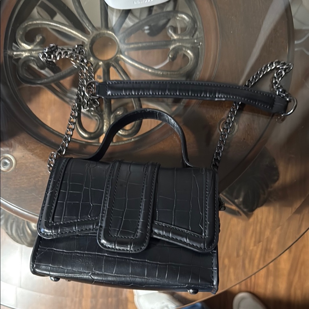 Zara Black Crossbody Bag with Croc Texture and Chain Strap